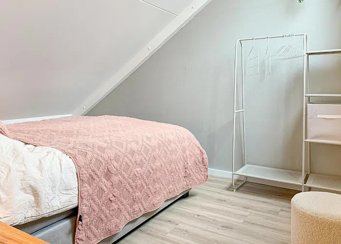 Cozy In With Wifi Hoeven